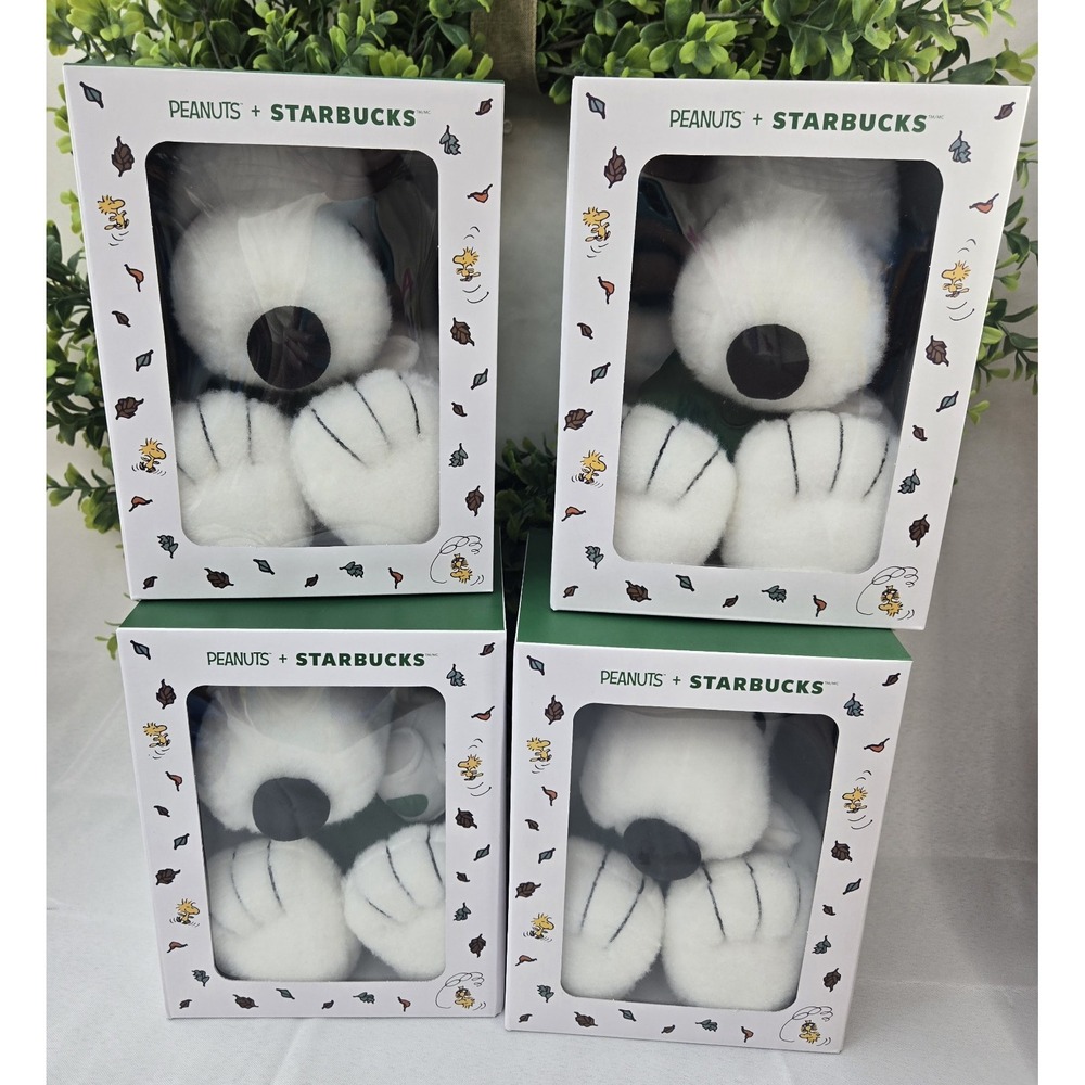 Starbucks Peanuts Snoopy Plush Barista Green Apron Limited Edition Fall 2026 NEW